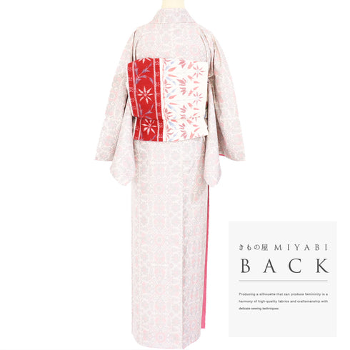 紬 リサイクル 身丈156.5cm 裄68.4cm 袷 幾何学華文様 ベージュ Mサイズ お洒落 カジュアル しつけ糸 正絹 広衿 Aランク