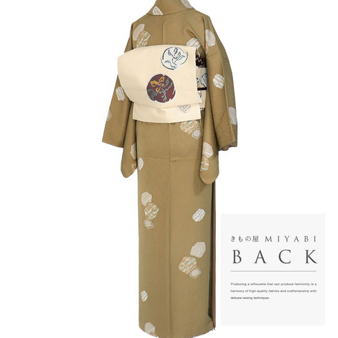 小紋 リサイクル 身丈151.8cm 裄63.4cm 袷 地紋 ブラウン Sサイズ お洒落 カジュアル 正絹 広衿 Sランク