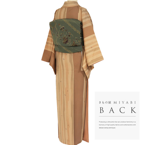 小紋 リサイクル 身丈158.8cm 裄64.4cm 袷 デザイン縞模様 瓢箪柄 ブラウン Mサイズ お洒落 カジュアル 正絹 広衿 Sランク