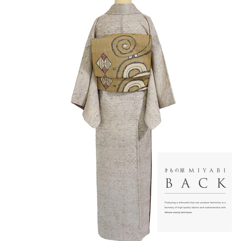 紬 リサイクル 身丈155cm 裄62cm 袷 地紋 ブラウン Sサイズ お洒落 カジュアル 混合 洗える着物 広衿 Sランク