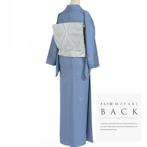 色無地 リサイクル 身丈158.2cm 裄66.4cm 袷 菊にあやめ模様 ブルー Mサイズ セミフォーマル 一つ紋 しつけ糸 正絹 広衿 地紋あり Sランク