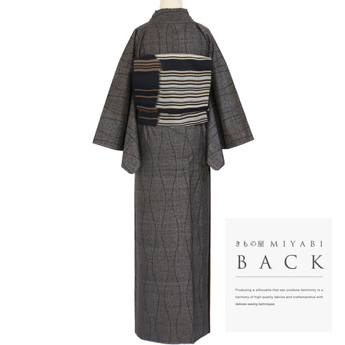 大島紬 リサイクル 身丈159.3cm 裄64cm 袷 立枠柄 ブラウン Mサイズ お洒落 カジュアル 証紙 しつけ糸 正絹 広衿 Sランク