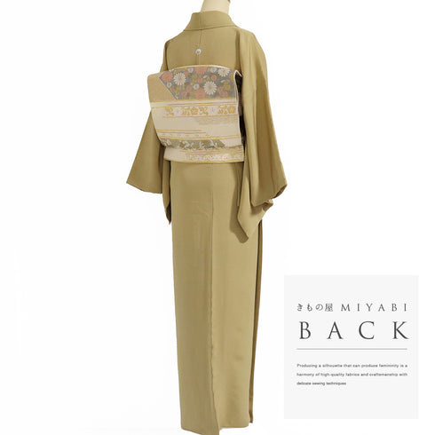 色無地 リサイクル 身丈162.3cm 裄66cm 袷 ブラウン Lサイズ セミフォーマル 一つ紋 正絹 広衿 地紋なし Sランク