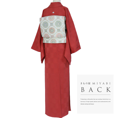 色無地 リサイクル 身丈162cm 裄66.8cm 袷 市松風柄 レッド Lサイズ セミフォーマル 落款 一つ紋 正絹 広衿 地紋あり Sランク