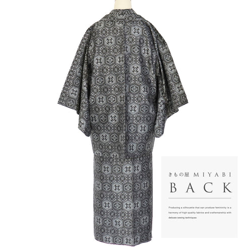 アンサンブル 紬 リサイクル 身丈163.3cm 裄62.6cm 羽織丈76cm 袷 亀甲柄 グレー Lサイズ カジュアル お洒落 しつけ糸 正絹 広衿 Sランク