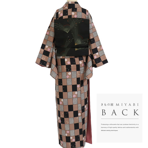 小紋 リサイクル 身丈161.8cm 裄67cm 袷 市松模様 桜柄 ブラック Lサイズ お洒落 カジュアル ポリエステル 洗える着物 広衿 Sランク