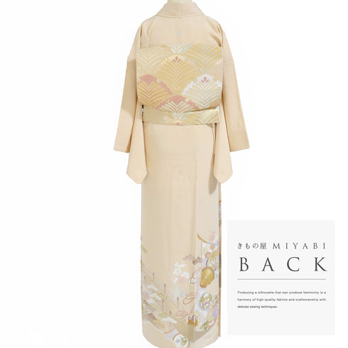 色留袖 リサイクル 身丈160.8cm 裄66.4cm 袷 花や橋柄 金駒刺繍 ベージュ Lサイズ 一つ紋 正絹 広衿 Aランク