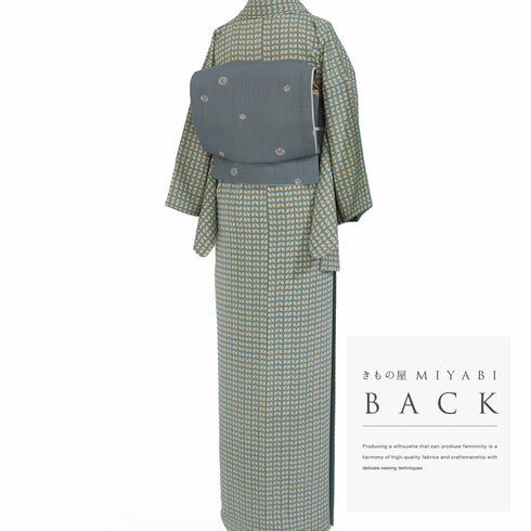 小紋 リサイクル 身丈158cm 裄62.2cm 袷 幾何学柄 ブルー Mサイズ お洒落 カジュアル 正絹 広衿 Aランク