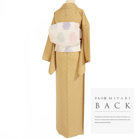 色無地 リサイクル 身丈163.2cm 裄67.2cm 袷 市松柄 イエロー Lサイズ セミフォーマル お洒落 落款 一つ紋 正絹 広衿 地紋あり Sランク