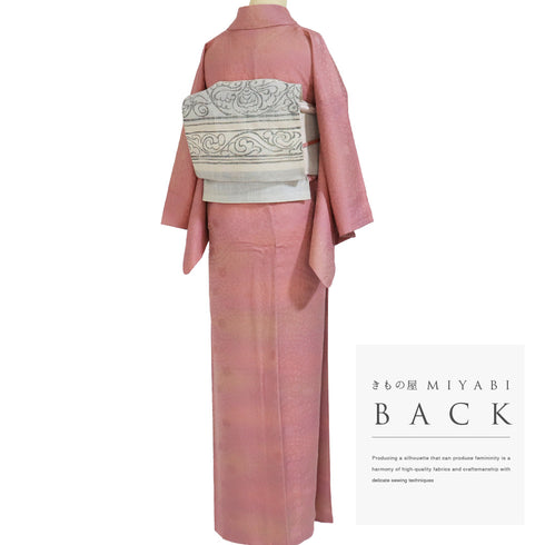 小紋 リサイクル 身丈157.8cm 裄63.4cm 袷 地紋 花柄 ぼかし柄 パールトーン加工済 ピンク Mサイズ お洒落 正絹 広衿 Sランク