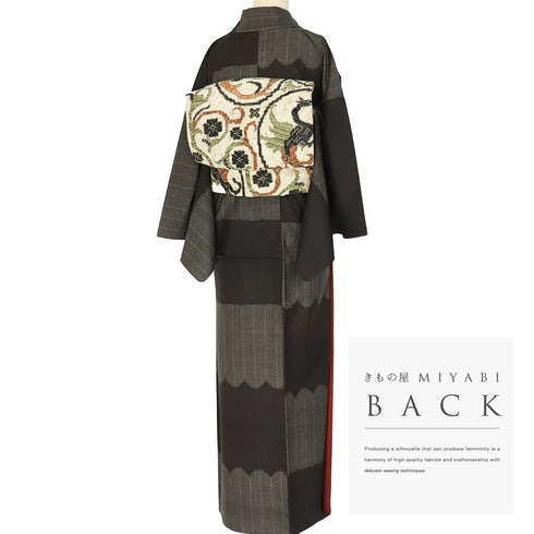 紬 リサイクル 身丈157.8cm 裄67.2cm 袷 デザイン松柄 ブラウン Mサイズ お洒落 カジュアル 正絹 広衿 Bランク