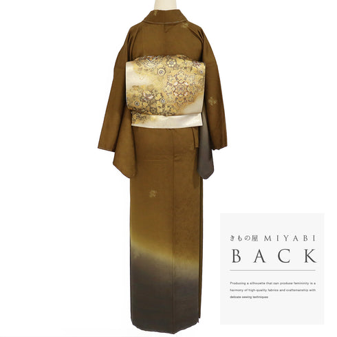 訪問着 リサイクル 身丈159cm 裄65.8cm 袷 斜めぼかし柄 利男 ブラウン Mサイズ お洒落 セミフォーマル 落款 しつけ糸 正絹 広衿 Sランク