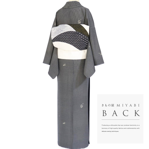 小紋 リサイクル 身丈155cm 裄65.6cm 袷 縞模様 桜柄 小花柄 ブラック Sサイズ お洒落 正絹 広衿 Sランク