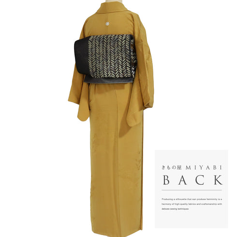色無地 リサイクル 身丈153.5cm 裄63cm 袷 山に木立柄 イエロー Sサイズ セミフォーマル 一つ紋 正絹 広衿 地紋あり Sランク