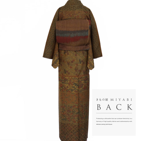 訪問着 リサイクル 身丈152.7cm 裄63.8cm 袷 型染め 青海波や草花柄 織り出し 大島紬 ブラウン Sサイズ お洒落 正絹 広衿 Sランク