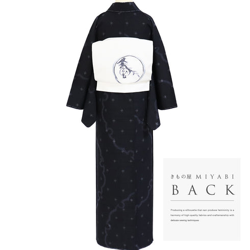 紬 リサイクル 身丈159cm 裄66.8cm 袷 雪輪柄 ブラック Mサイズ カジュアル お洒落 しつけ糸 正絹 広衿 Sランク