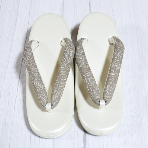 草履 新品 お洒落 ベージュ 新品・未使用品 松煙染