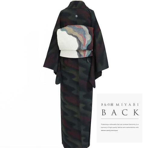 小紋 リサイクル 身丈159cm 裄65.5cm 単衣 流水ぼかし柄 グリーン Mサイズ お洒落 一つ紋 不明 広衿 Aランク