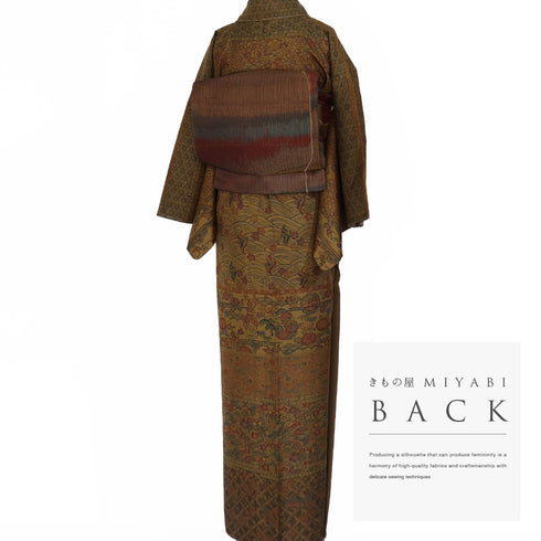 訪問着 リサイクル 身丈152.7cm 裄63.8cm 袷 型染め 青海波や草花柄 織り出し 大島紬 ブラウン Sサイズ お洒落 正絹 広衿 Sランク