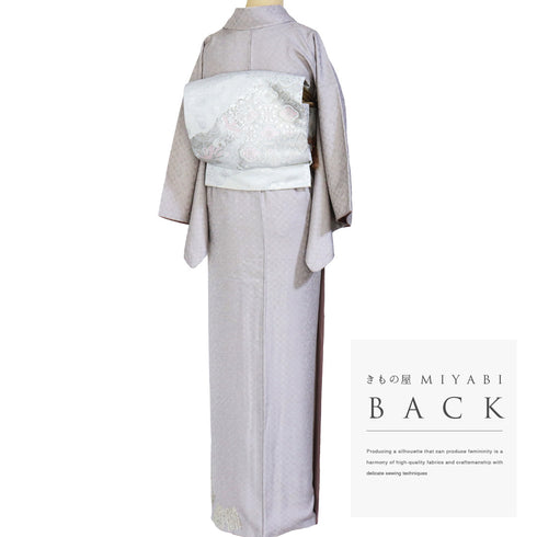 付下げ リサイクル 身丈153.8cm 裄63.6cm 袷 たたき色紙散らしに小花の刺繍 地紋 パールトーン加工 グレー Sサイズ セミフォーマル お洒落 正絹 広衿 Sランク