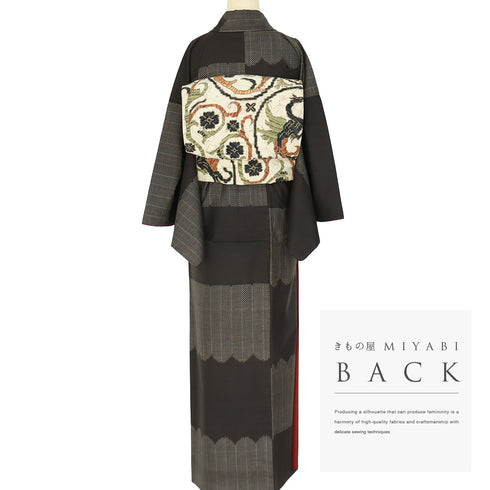 紬 リサイクル 身丈157.8cm 裄67.2cm 袷 デザイン松柄 ブラウン Mサイズ お洒落 カジュアル 正絹 広衿 Bランク