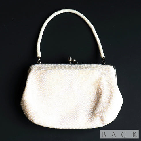 ビーズバック アンティーク 白地 お洒落 カジュアル 横幅20cm 高さ12cm マチ4.5cm Aランク 和装小物 ZO-59