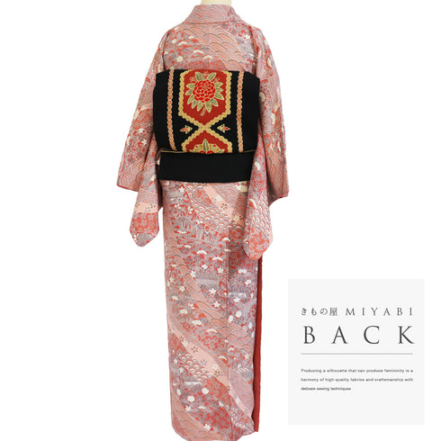 小紋 リサイクル 身丈159.6cm 裄64.4cm 袷 風景に松や菊柄 総柄 ゆったりサイズ ピンク Mサイズ お洒落 正絹 広衿 Sランク