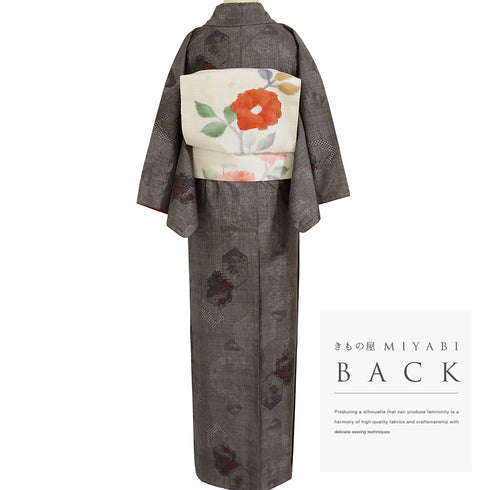 紬 リサイクル 身丈157.8cm 裄62.4cm 袷 デザイン亀甲柄 グレー Mサイズ お洒落 カジュアル しつけ糸 正絹 広衿 Sランク