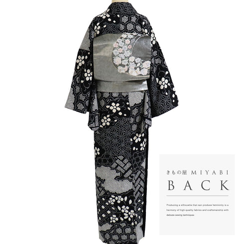 小紋 リサイクル 身丈159.8cm 裄66.8cm 袷 絞り 雲取りに花など 麻の葉 亀甲 ブラック Mサイズ お洒落 正絹 広衿 Sランク