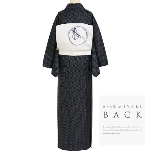 紬 リサイクル 身丈156.3cm 裄66.4cm 袷 亀甲繋ぎ柄 ブラック Mサイズ お洒落 カジュアル 正絹 広衿 Sランク