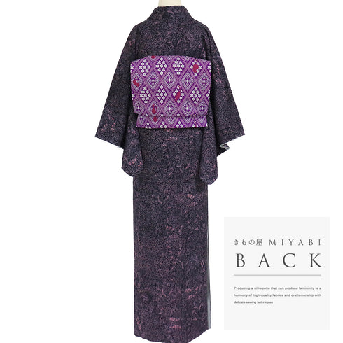 小紋 リサイクル 身丈156.2cm 裄62.6cm 袷 唐草柄 地紋 輝宝織 パープル Mサイズ お洒落 カジュアル 証紙 しつけ糸 正絹 広衿 Sランク