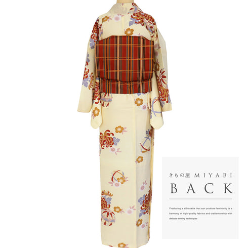 小紋 リサイクル 身丈165.8cm 裄67.5cm 袷 手毬に菊模様 ベージュ LLサイズ お洒落 カジュアル ポリエステル 広衿 Aランク