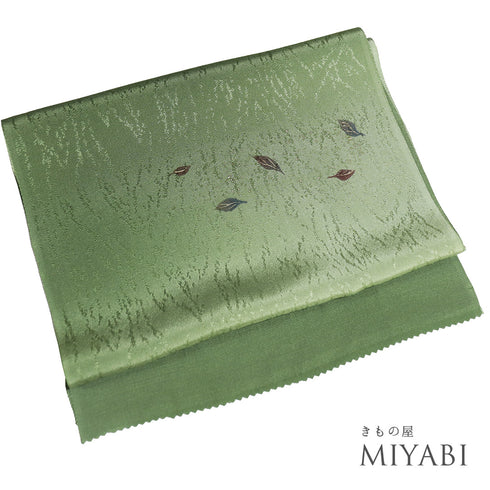 帯揚げ リサイクル お洒落 ちりめん 正絹 グリーン 葉柄 ぼかし 地紋 新品・未使用品 AG-1241