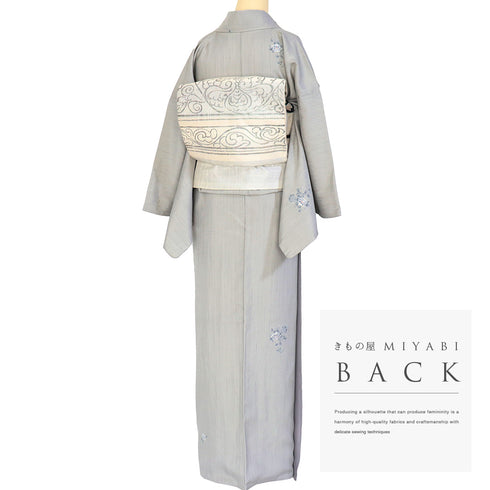 紬 リサイクル 身丈159cm 裄66.4cm 袷 花柄 グレー Mサイズ お洒落 落款 正絹 広衿 Sランク