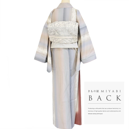 結城紬 リサイクル 身丈156.7cm 裄70.4cm 袷 草花柄 織人 倉持愛子 縦ぼかし グレー Mサイズ お洒落 カジュアル 証紙 しつけ糸 正絹 広衿 Sランク