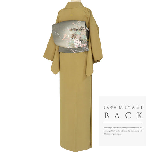 色無地 リサイクル 身丈154.4cm 裄62.2cm 袷 イエロー Sサイズ セミフォーマル お洒落 落款 一つ紋 正絹 広衿 地紋なし Sランク