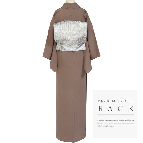 色無地 リサイクル 身丈156cm 裄62.4cm 袷 ブラウン Mサイズ セミフォーマル 一つ紋 正絹 広衿 地紋あり Sランク