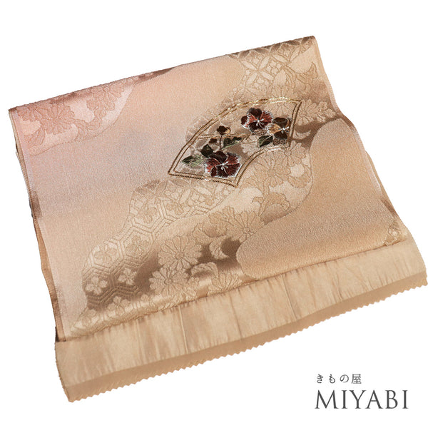 帯揚げ リサイクル セミフォーマル お洒落 ちりめん 正絹 多色 ぼかし 地紋 刺繍 花柄 新品・未使用品 AG-1244