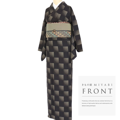 小紋 リサイクル 身丈162.8cm 裄66.4cm 袷 市松や石畳柄 たたきやぼかし柄 地紋 ブラック Lサイズ カジュアル お洒落 正絹 広衿 Aランク