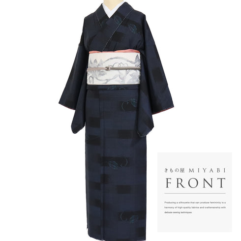 本場大島紬 リサイクル 身丈158.5cm 裄64.9cm 袷 葉柄 ネイビー Mサイズ カジュアル お洒落 証紙 しつけ糸 正絹 広衿 Sランク