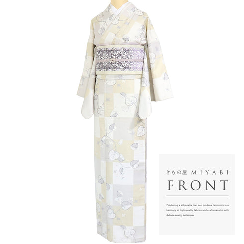 紬 リサイクル 身丈153.8cm 裄63.2cm 袷 市松に葉や小花柄 箔 ベージュ Sサイズ お洒落 カジュアル 正絹 広衿 Sランク