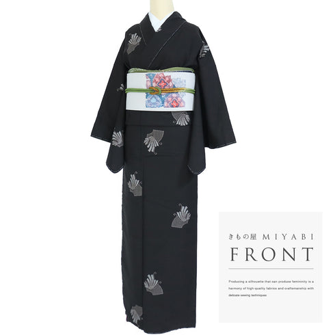 紬 リサイクル 身丈164.3cm 裄65.4cm 袷 地紙にデザイン蝶柄 ブラック Lサイズ お洒落 カジュアル しつけ糸 正絹 広衿 Sランク