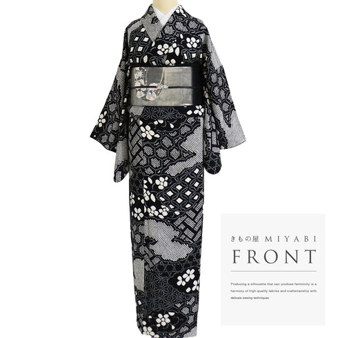 小紋 リサイクル 身丈159.8cm 裄66.8cm 袷 絞り 雲取りに花など 麻の葉 亀甲 ブラック Mサイズ お洒落 正絹 広衿 Sランク