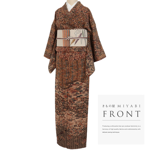 付下げ リサイクル 身丈160.4cm 裄62.8cm 袷 付下げ小紋 型染め 茶道具に松竹梅柄 ブラウン Mサイズ お洒落 正絹 広衿 Sランク