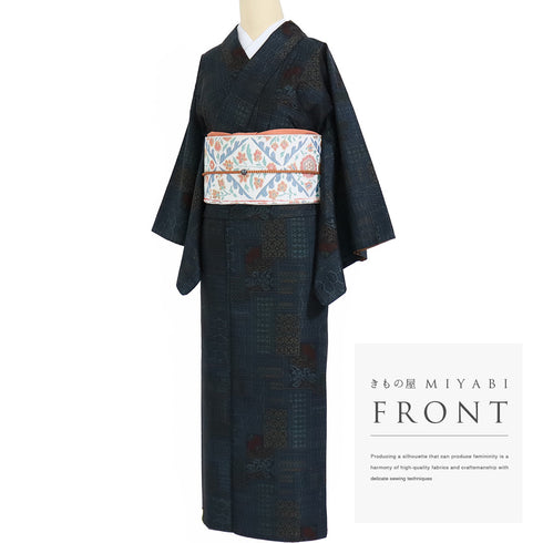 本場大島紬 リサイクル 身丈159.5cm 裄63.2cm 袷 伝統工芸柄 ネイビー Mサイズ カジュアル 証紙 正絹 広衿 Sランク