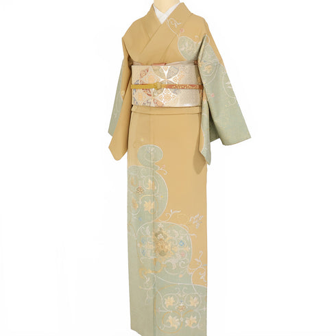 訪問着 リサイクル 身丈154.3cm 裄64cm 袷 デザイン唐草模様 華紋 箔加工 金彩加工 パールトーン加工 ベージュ Sサイズ セミフォーマル お洒落 正絹 広衿 Aランク
