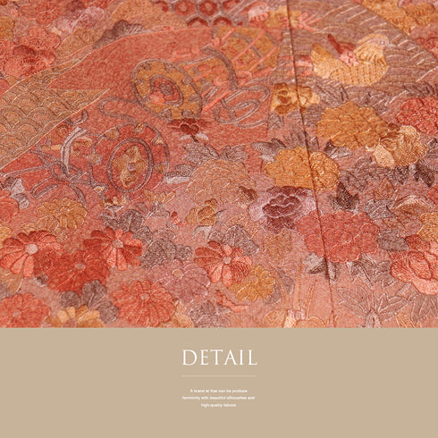 道行コート リサイクル 身丈83.5cm 裄64.6cm 袷 絵羽柄 刺繍 地紙に花柄 オレンジ Mサイズ お洒落 しつけ糸 正絹 Sランク