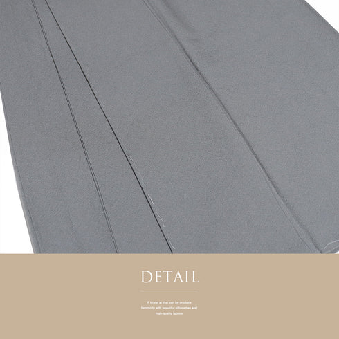 色無地 リサイクル 身丈156.5cm 裄65cm 袷 グレー Mサイズ お洒落 しつけ糸 正絹 広衿 地紋なし 未使用品