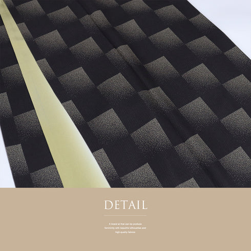 小紋 リサイクル 身丈162.8cm 裄66.4cm 袷 市松や石畳柄 たたきやぼかし柄 地紋 ブラック Lサイズ カジュアル お洒落 正絹 広衿 Aランク