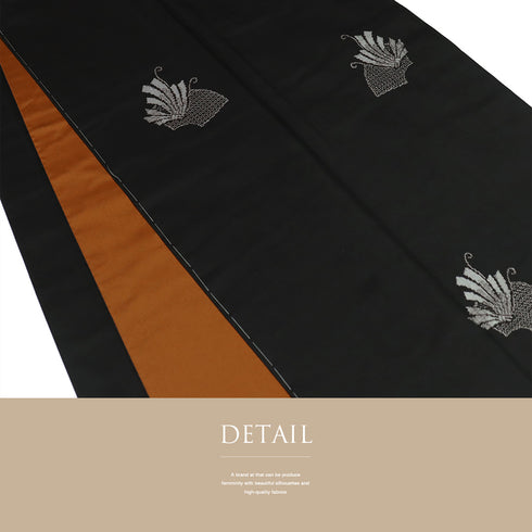 大島紬 リサイクル 身丈163.8cm 裄66.8cm 袷 地紙にデザイン蝶柄 ブラック Lサイズ お洒落 カジュアル 証紙 しつけ糸 正絹 広衿 Sランク